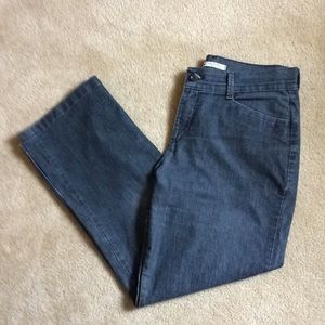 Lee relaxed fit at the waist jeans